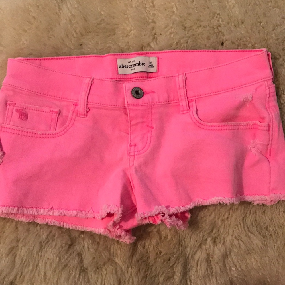 Neon pink jeans shorts